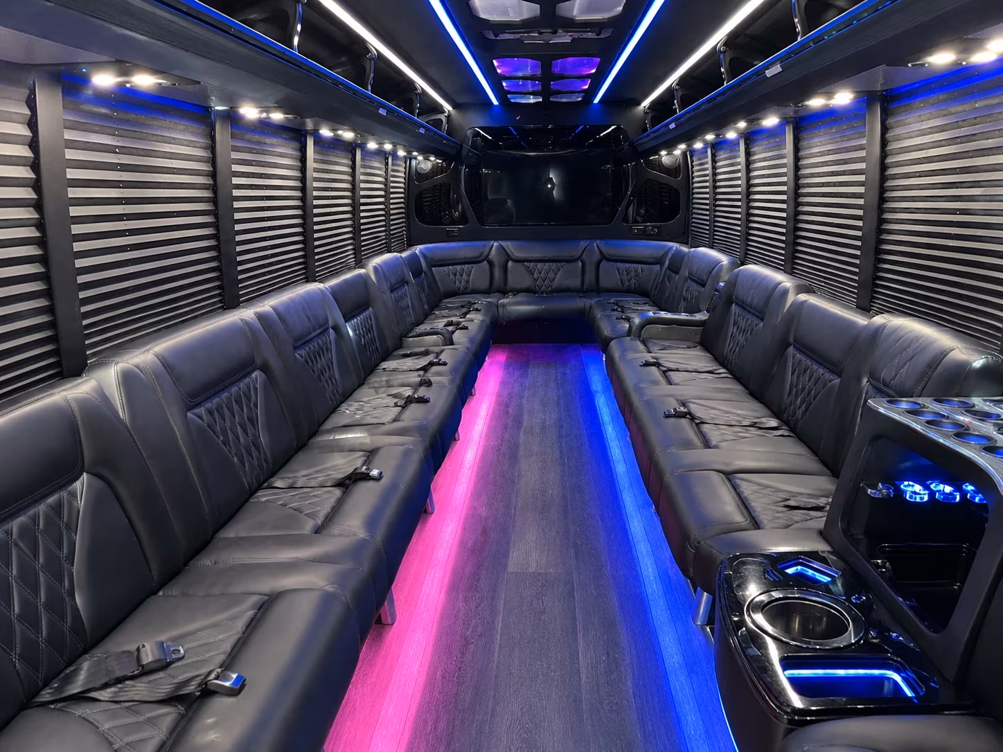 Davie Birthday, Sweet 16, & Quinceañera Transportation group transportation